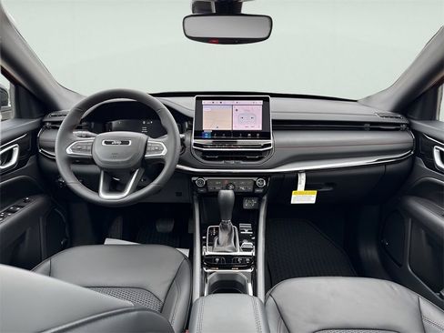 New 2026 Jeep Compass Trailhawk w/ Sun, Sound & Navigation Group image 14