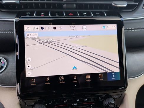 New 2025 Jeep Grand Cherokee L Limited image 28