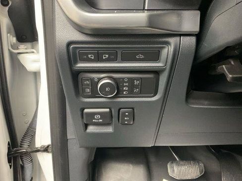 Used 2022 Ford F150 Lariat AWD/4WD image 15