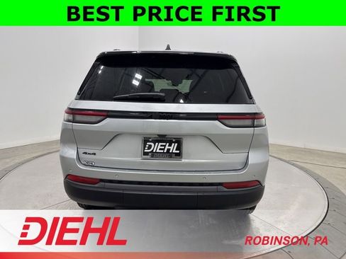 New 2026 Jeep Grand Cherokee Altitude AWD/4WD image 6