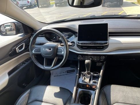 Certified 2022 Jeep Compass Limited image 17