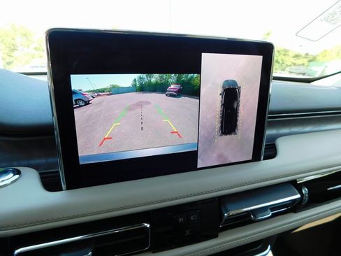 Used 2023 Lincoln Aviator Grand Touring w/ Elements Package Plus image 43