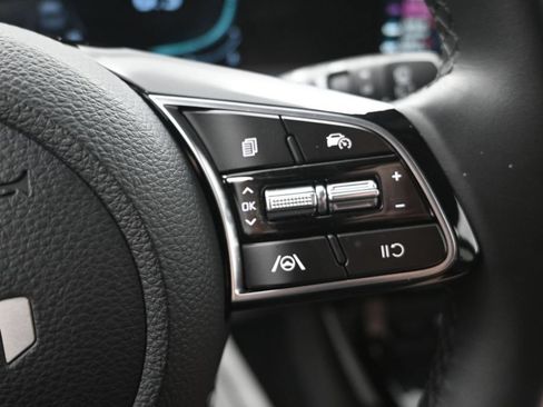 Certified 2026 Kia Seltos S FWD image 25