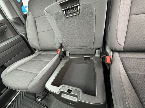 Used 2024 Chevrolet Silverado 1500 LT image 24