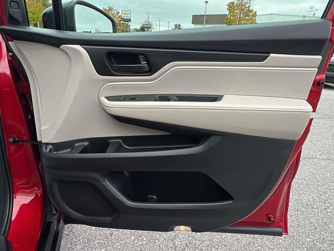New 2026 Honda Odyssey EX-L image 12