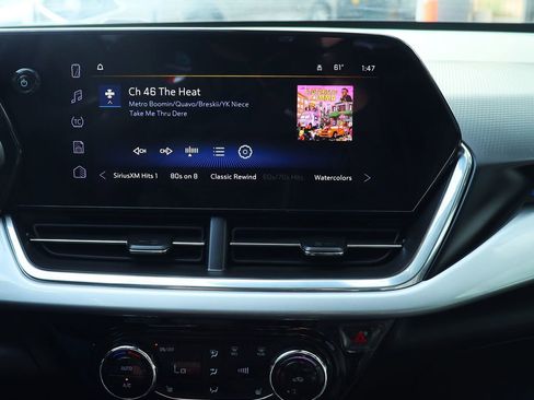 Used 2024 Chevrolet Trax LT w/ Driver Confidence Package image 48