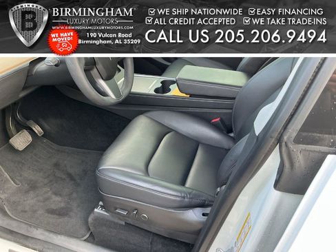 Used 2021 Tesla Model Y Long Range AWD/4WD image 2