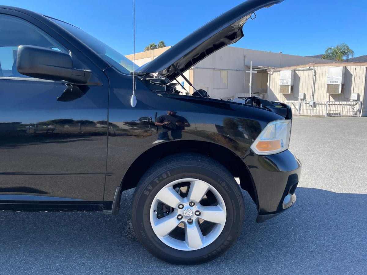 Used 2012 RAM 1500 Express RWD image 32