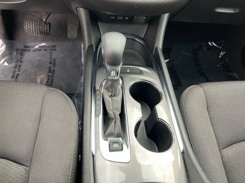 Used 2023 Chevrolet Malibu LT image 18