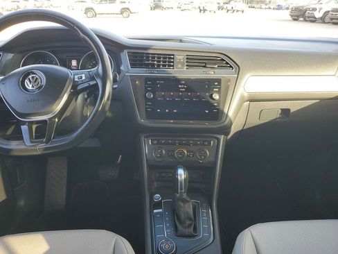 Used 2019 Volkswagen Tiguan SE image 10