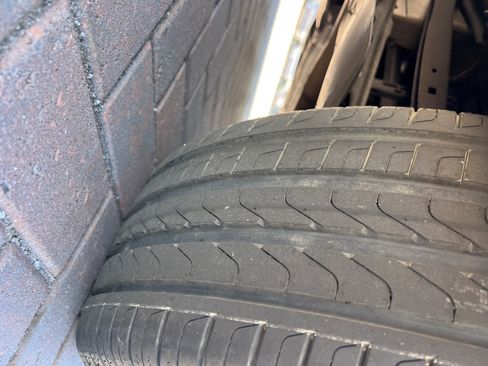 Used 2023 BMW 530i w/ Premium Package image 12