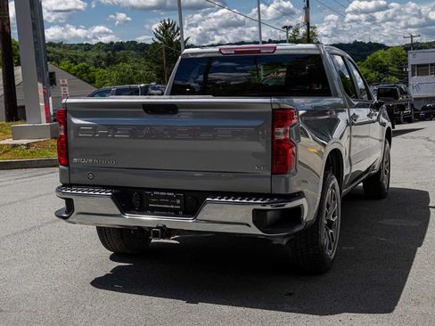 Used 2024 Chevrolet Silverado 1500 LT AWD/4WD image 4