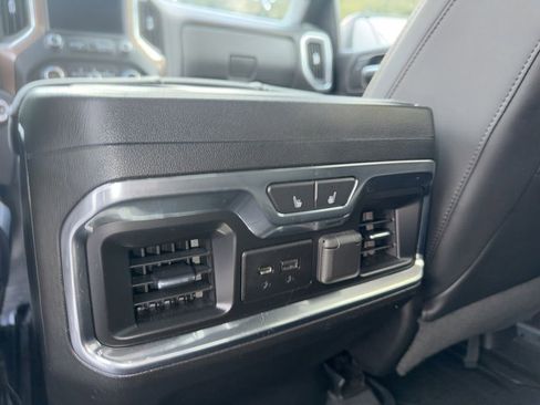 Used 2019 Chevrolet Silverado 1500 High Country w/ Technology Package image 26