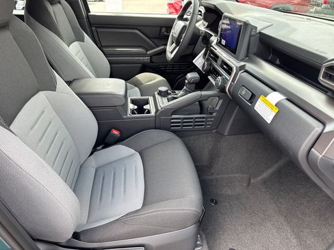 New 2026 Toyota 4Runner TRD Off-Road AWD/4WD image 17