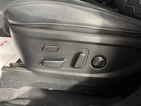 Used 2022 Kia Telluride SX w/ SX Prestige Package image 37