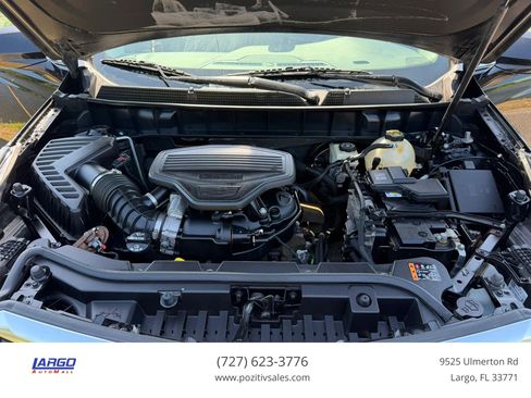 Used 2017 Cadillac XT5 Luxury w/ Driver Awareness Package AWD/4WD image 24