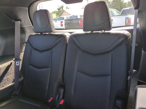 Used 2024 Cadillac XT6 Luxury AWD/4WD image 13