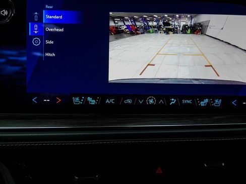 Used 2025 Chevrolet Tahoe Premier AWD/4WD image 30