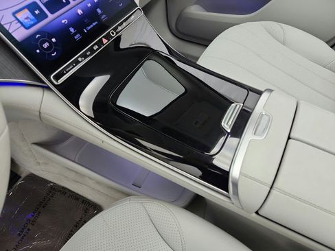 Used 2023 Mercedes-Benz EQE 350+ SUV w/ AMG Line Exterior Package image 11