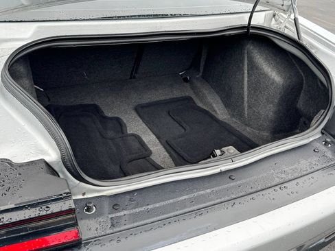 Used 2021 Dodge Challenger R/T Scat Pack RWD image 15