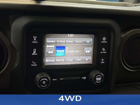 Used 2018 Jeep Wrangler Unlimited Sport S AWD/4WD image 2