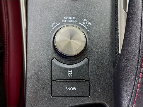 Used 2019 Lexus IS 350 image 42