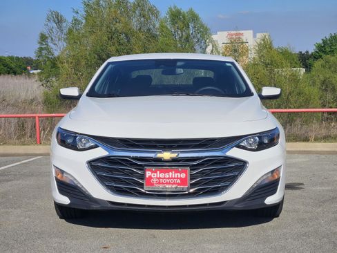 Used 2023 Chevrolet Malibu LT FWD image 2