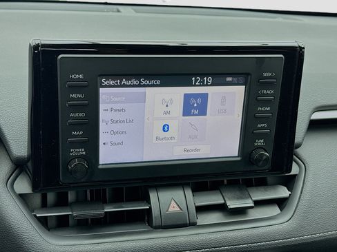 Used 2019 Toyota RAV4 XLE w/ Carpet Mat Package FWD image 11