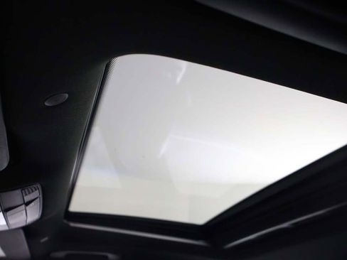 Used 2020 Mercedes-Benz C 300 4MATIC Sedan image 22