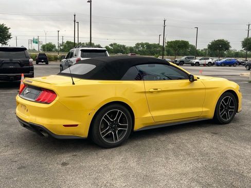 Used 2018 Ford Mustang Premium w/ Equipment Group 201A image 5