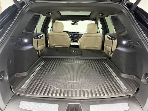 Used 2019 Cadillac XT5 Luxury image 28