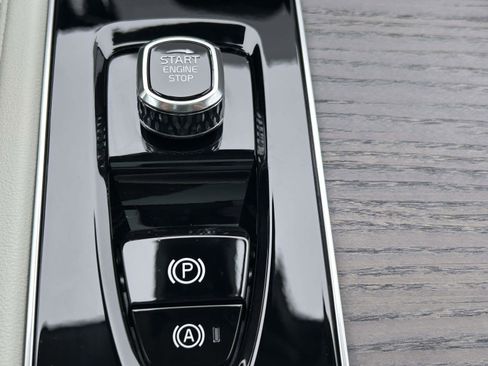 New 2026 Volvo XC90 B6 Ultra image 27