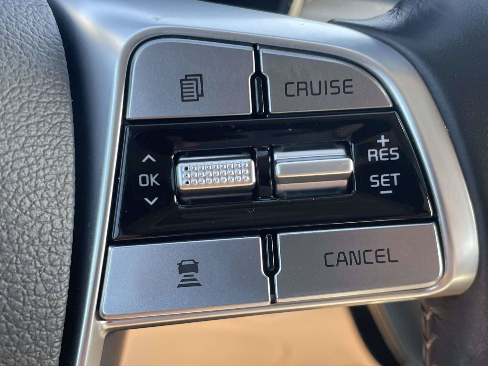 Used 2022 Kia Telluride S AWD/4WD image 23