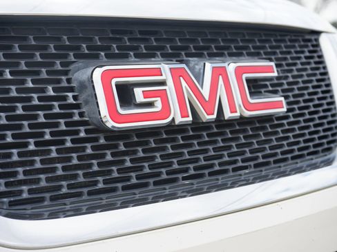 Used 2010 GMC Acadia SLT image 6