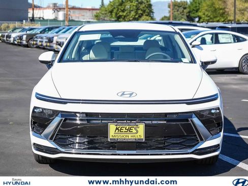 New 2026 Hyundai Sonata SEL FWD image 2