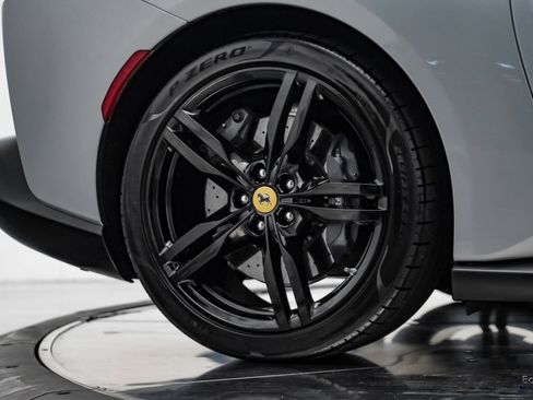 Used 2019 Ferrari Portofino image 87