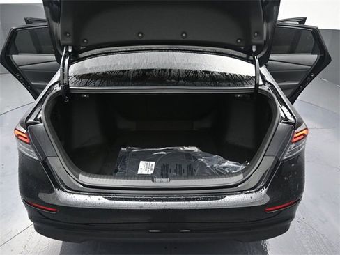 New 2026 Honda Accord SE image 22