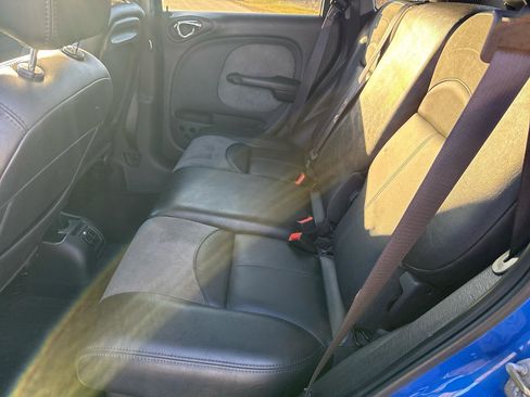 Used 2004 Chrysler PT Cruiser Limited image 23