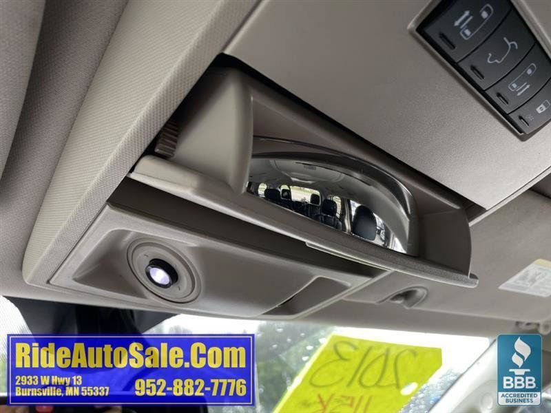 Used 2013 Chrysler Town & Country Touring-L w/ Driver Convenience Group FWD image 40