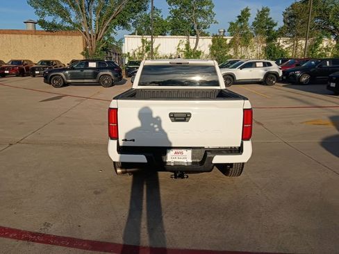 Used 2024 Toyota Tacoma TRD Off-Road image 11