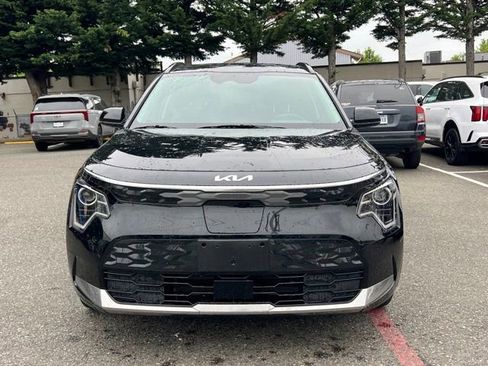 Certified 2025 Kia Niro Wind w/ Wind Preserve Package FWD image 6