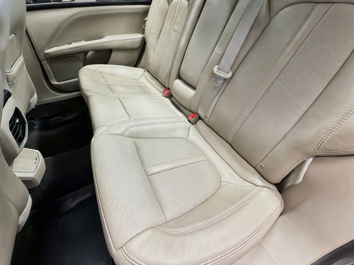 Used 2018 Lincoln MKZ Reserve FWD image 13