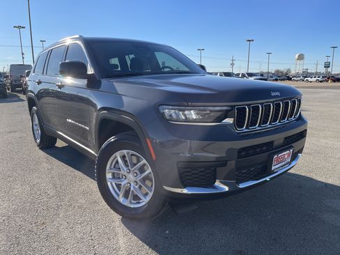 New 2026 Jeep Grand Cherokee L 4WD image 2