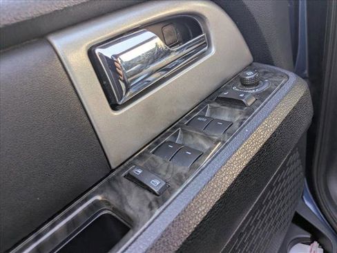 Used 2016 Ford Expedition EL Limited w/ Equipment Group 301A image 9