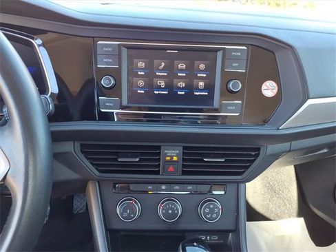 Used 2024 Volkswagen Jetta S image 16