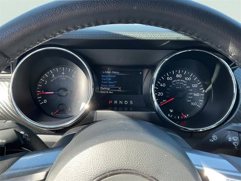 Used 2015 Ford Mustang Coupe image 23