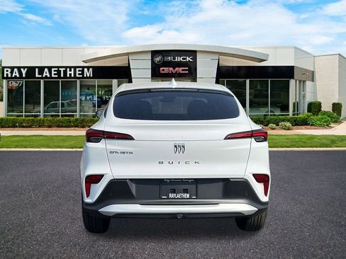 Used 2025 Buick Envista Preferred w/ Convenience I Package image 4