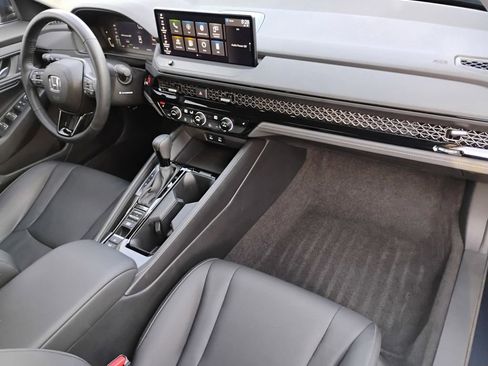 Used 2024 Honda Accord EX-L image 14