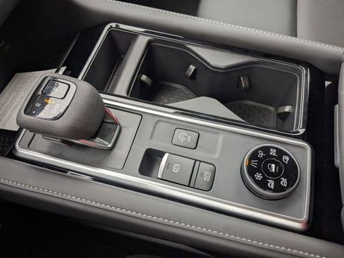 New 2026 Nissan Pathfinder SL AWD/4WD image 19