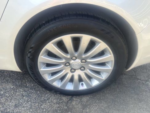 Used 2012 Buick Regal Leather image 34